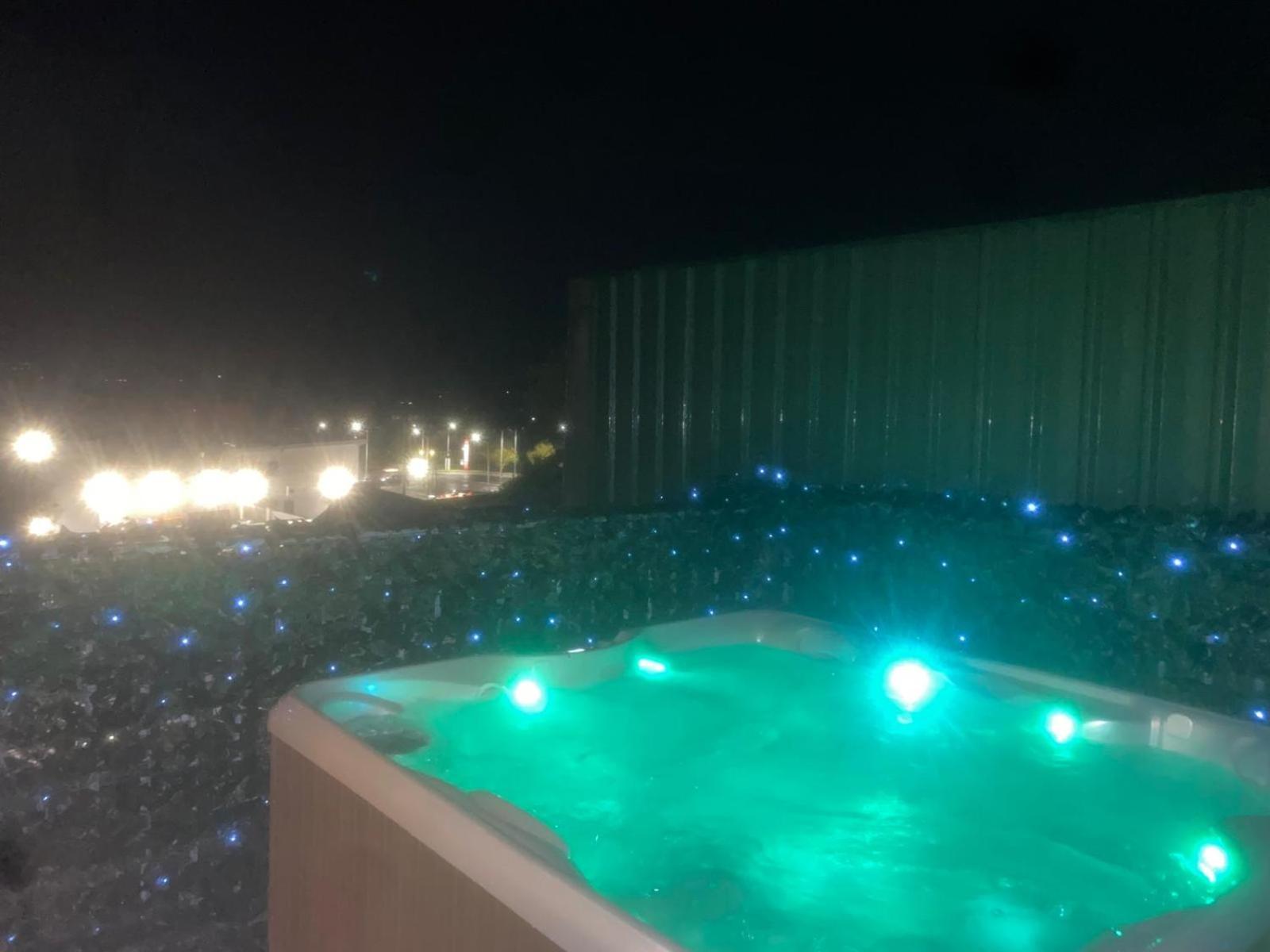 Arch Pod & Hot Tub Apartman Carndonagh Kültér fotó