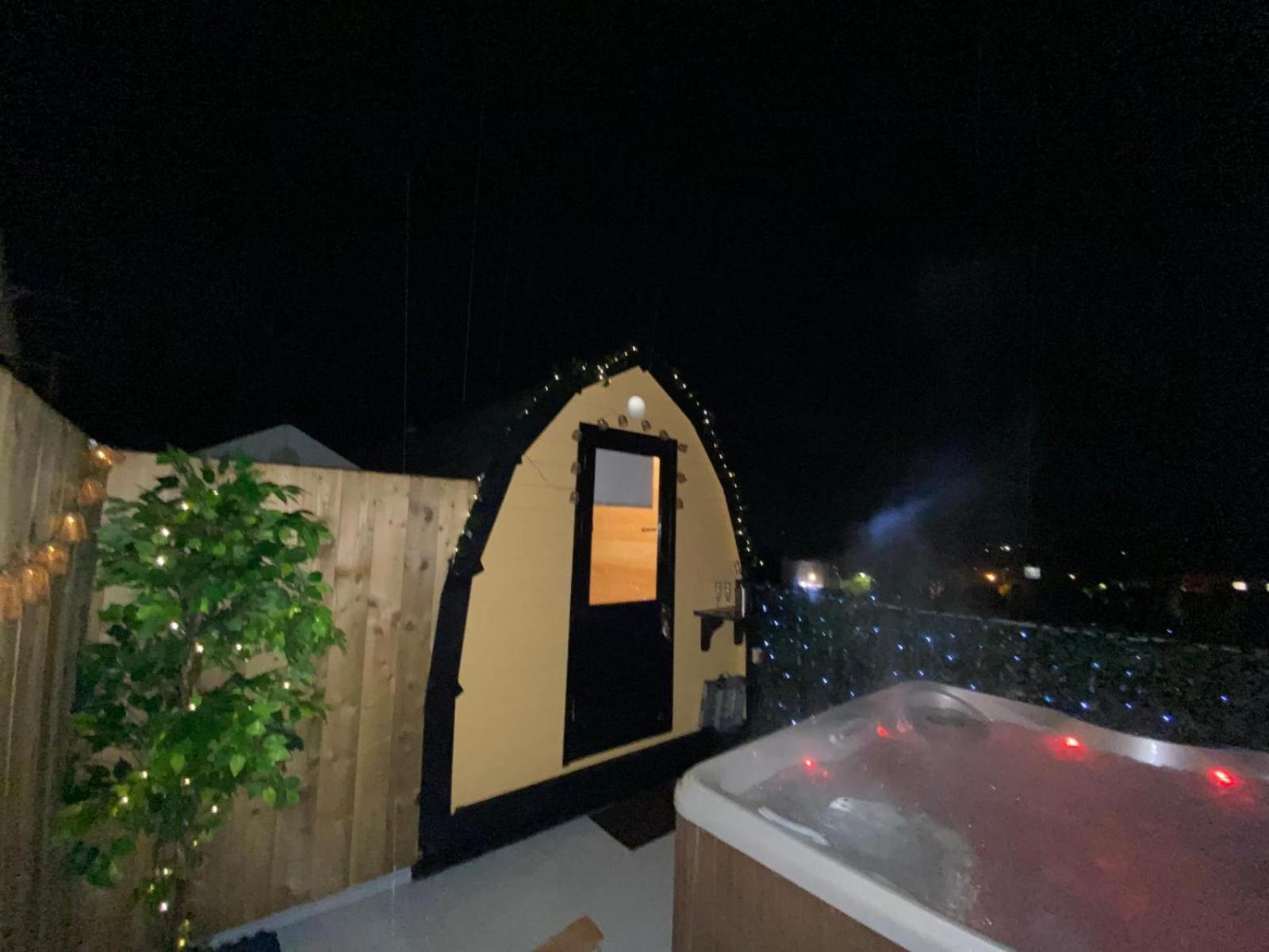 Arch Pod & Hot Tub Apartman Carndonagh Kültér fotó